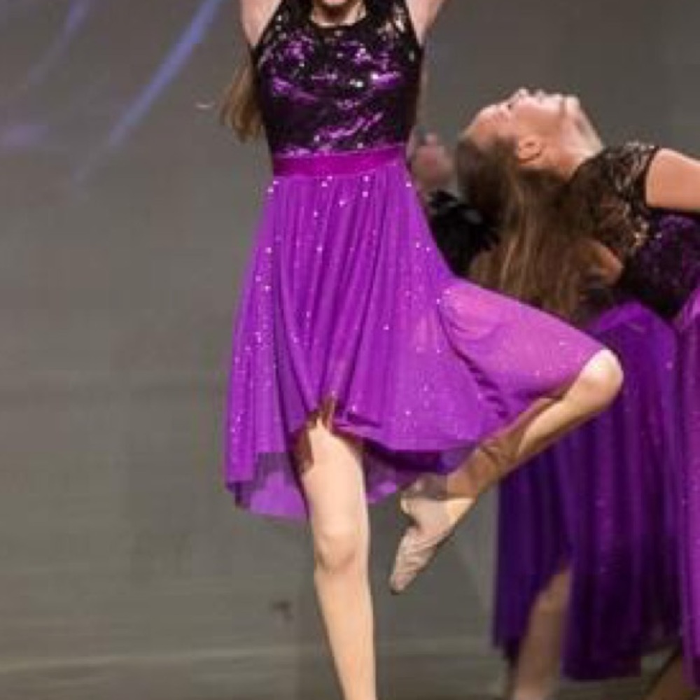 Dance Costume - Picture 4 of 5